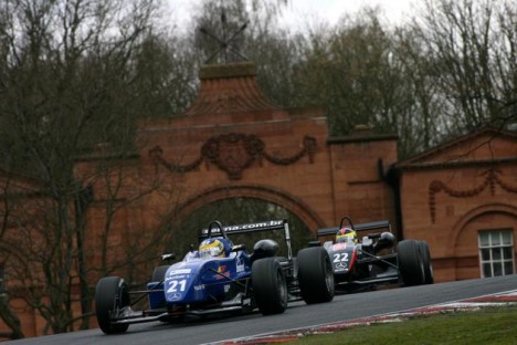 Oulton Park er en af de smukkeste gamle baner i UK